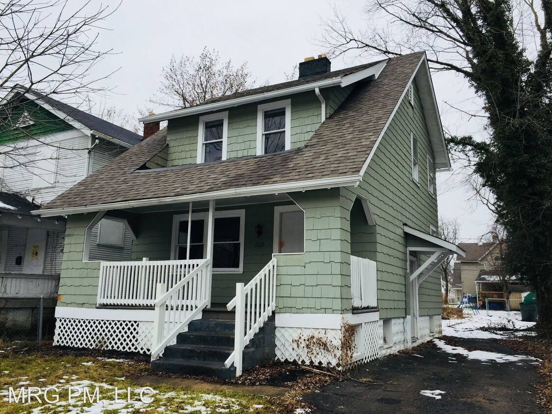 Primary Photo - 2 br, 1 bath House - 1630 Kenmore Rd