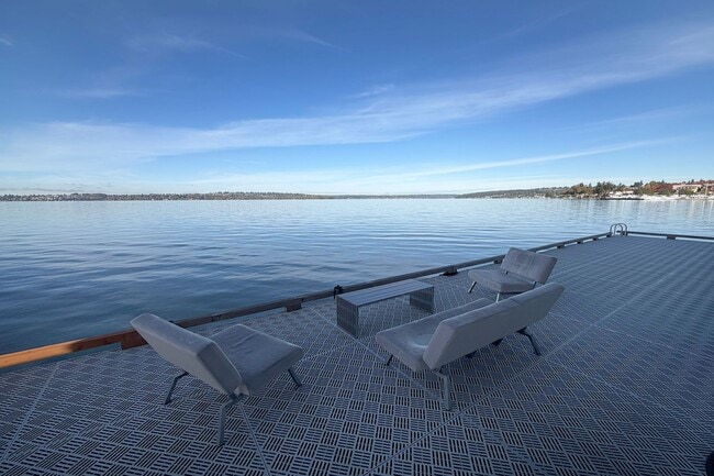 Foto del edificio - 2Bd/1.75Ba Kirkland Condo