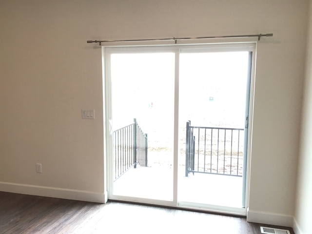 Building Photo - 2337 Surry Way