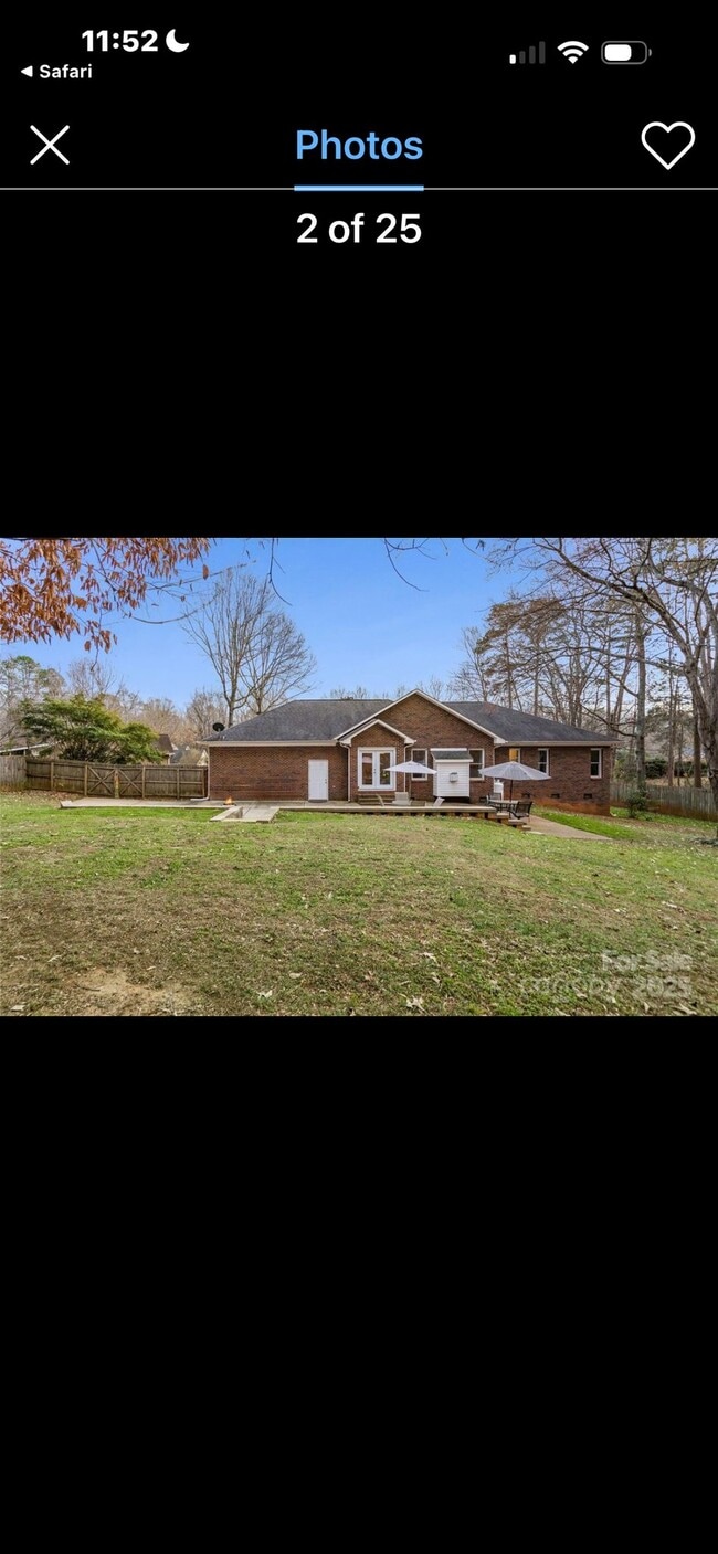 Building Photo - 3973 Huntington Ct