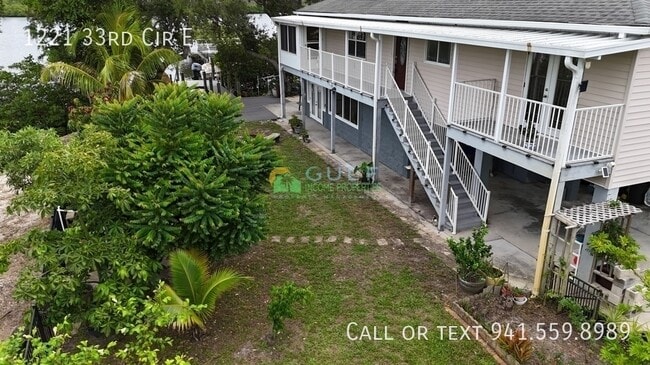 Building Photo - 1221 33rd Cir E