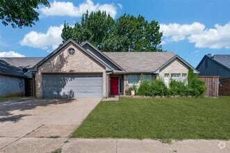 Building Photo - 4204 Glen Hollow Cir