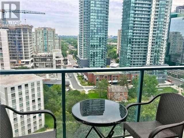 Photo du bâtiment - 233-1233 Beecroft Rd