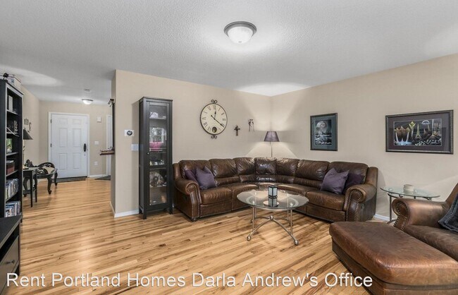 Building Photo - 3 br, 2.5 bath House - 5348 SE 137th Ave