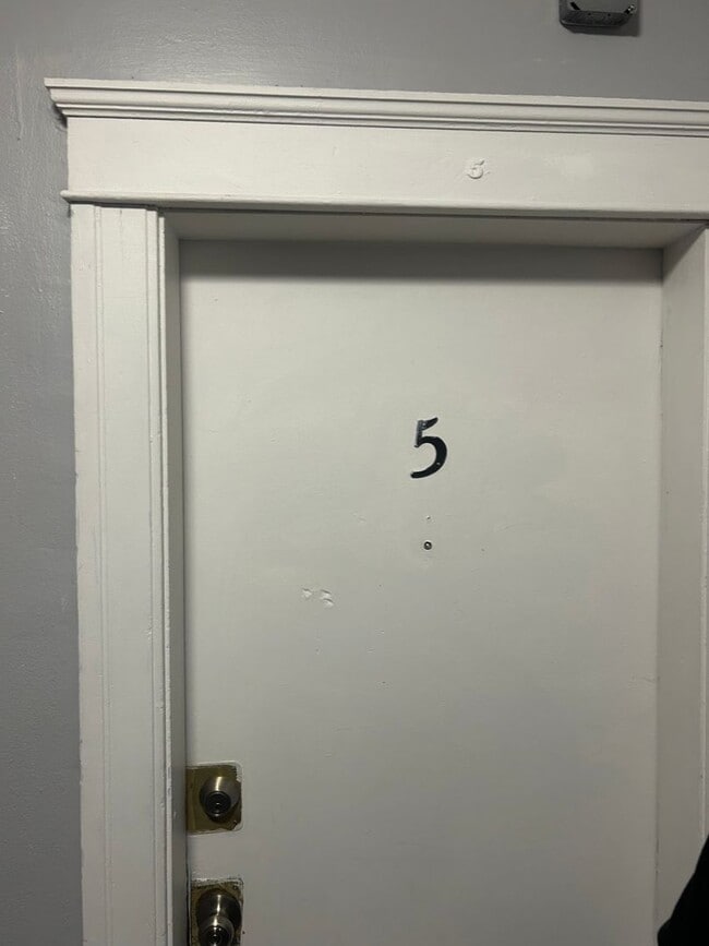 Foto del edificio - 1A Hitchcock Rd