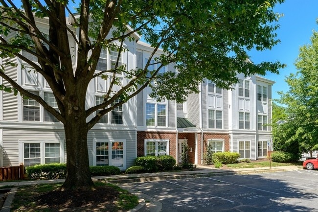 Building Photo - Breckenridge Condominiums