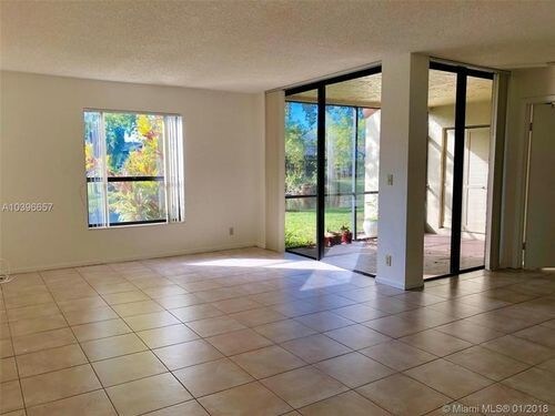 Foto del edificio - 2492 NW 49th Terrace