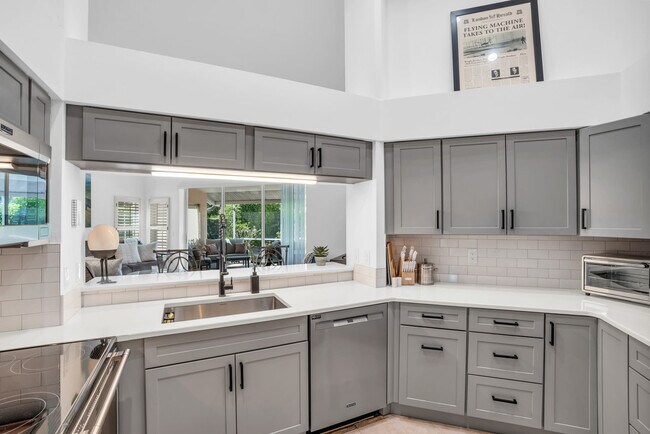 Building Photo - 2851 Mizzen Way