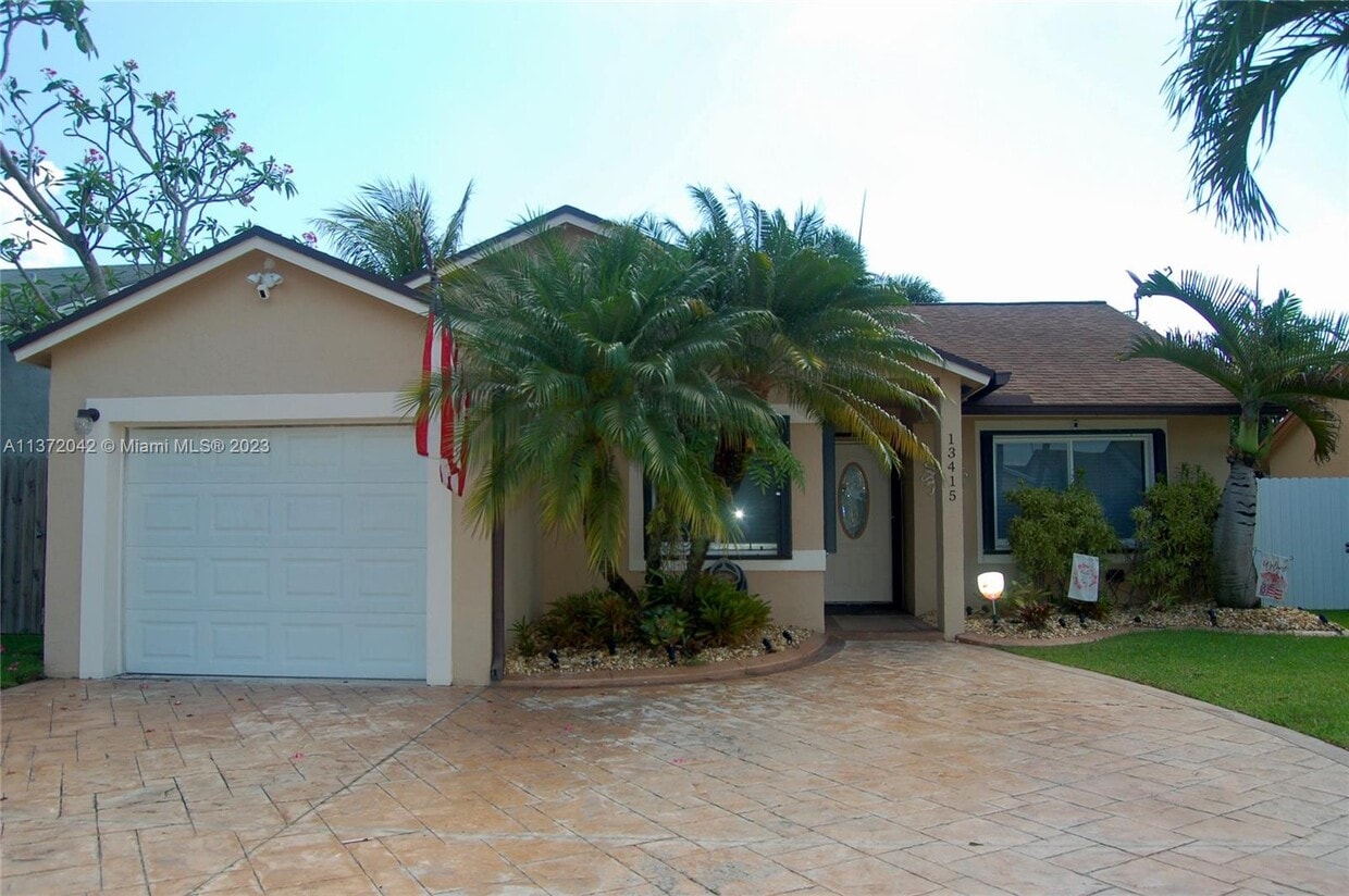 Primary Photo - 13415 SW 113th Ct