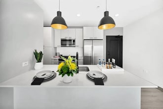 Building Photo - 2131 N Elston Ave