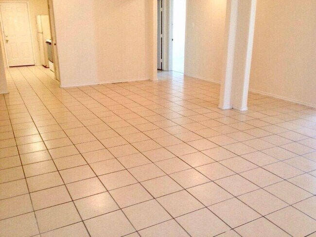 Foto del edificio - 7533 Oak Chase