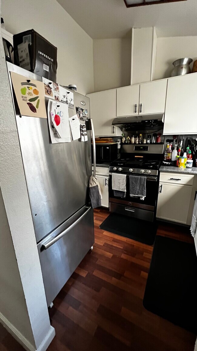Kitchen - 7574 Mountain Blvd