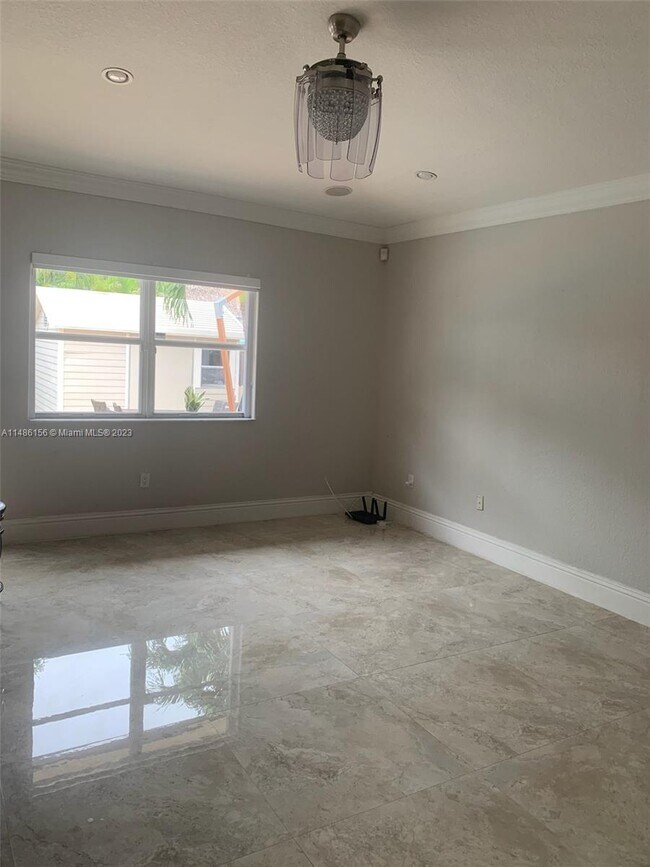 Foto del edificio - 8945 NW 171st Ln