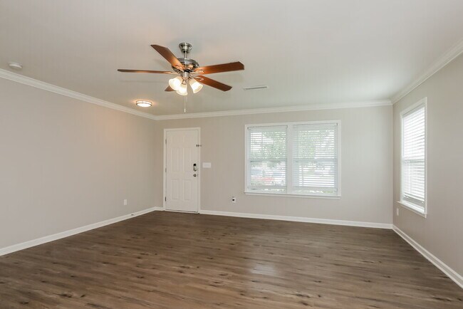 Building Photo - 962 Pointe Andrews Drive