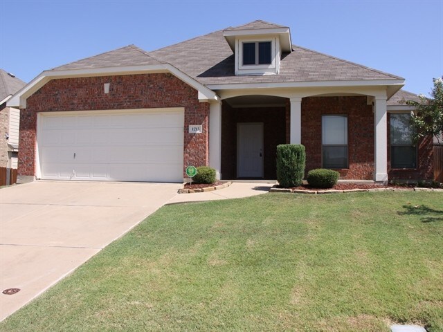Primary Photo - 1215 Rosa Lane