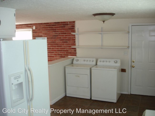 Building Photo - 3 br, 1 bath House - 2534 Berrytown Road