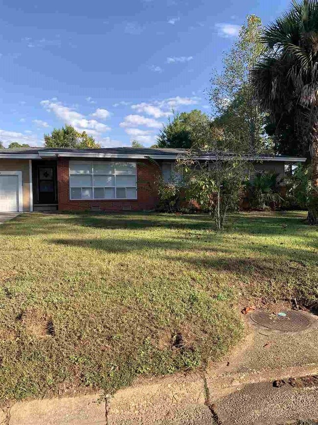 Building Photo - 6564 College Dr