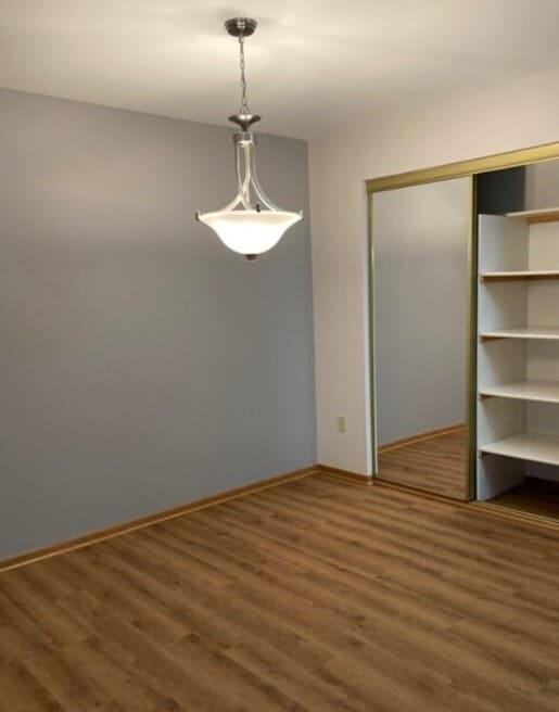 Eat-in Dining Room - 135 W Oak Leaf Dr