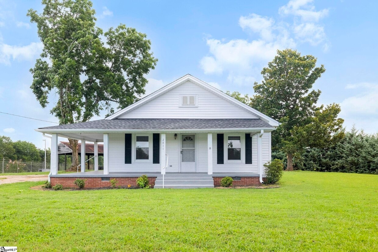 Primary Photo - 2811 Locust Hill Rd