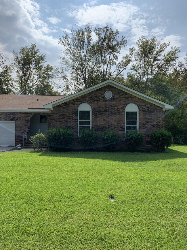 Building Photo - 620 Brailsford Blvd