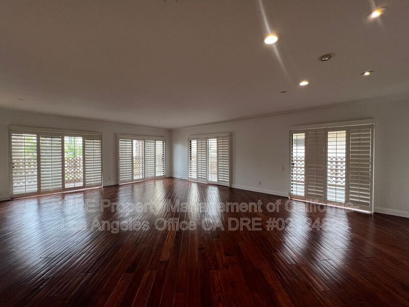 Foto principal - 512 Esplanade
