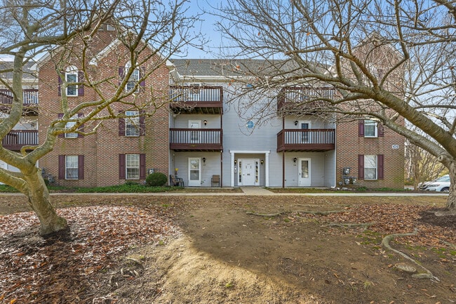 Foto del edificio - 102 N Caroline Pl