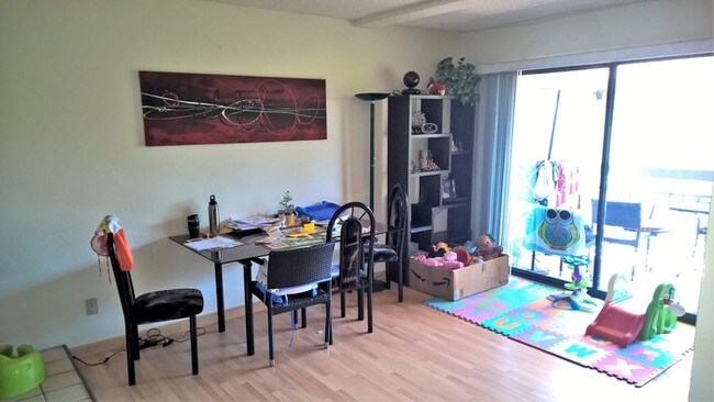 Foto del edificio - 3705 Terstena Pl