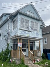 Building Photo - 21 3rd St