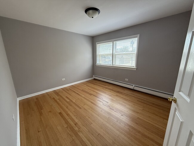 Building Photo - 3533 S Harlem Avenue Gdn