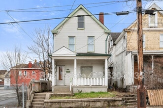 Building Photo - 134 Corey Ave
