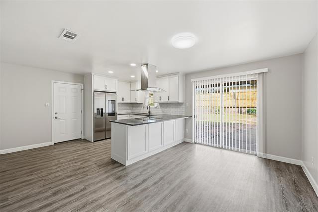 Foto del edificio - 2209 Normandy Dr