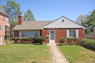 Building Photo - 706 Grove Ave