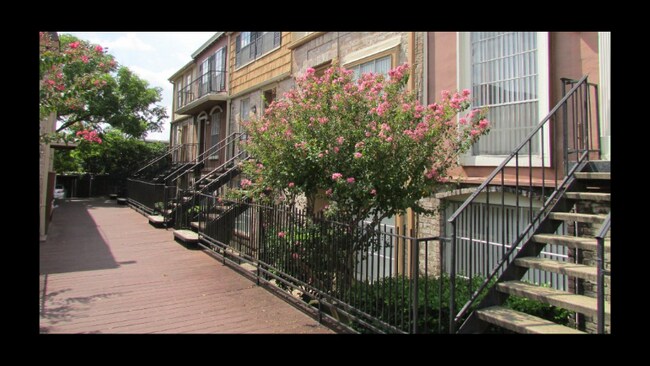 Building Photo - 2521 Winrock Blvd