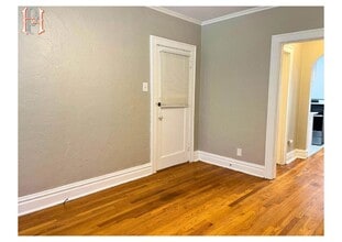 Building Photo - 4902 Itaska St