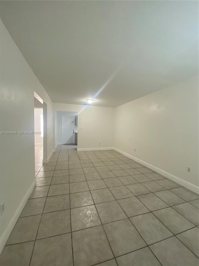 Foto del edificio - 11350 SW 3rd St