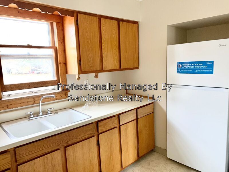 Cats Allowed Here House for Rent in Elyria, OH