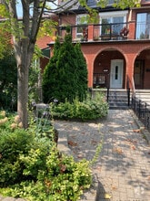 Building Photo - 190 Beatrice St