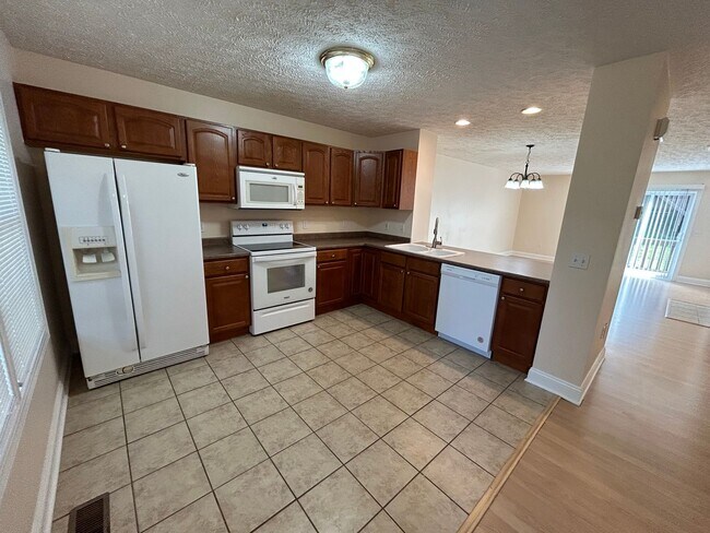 Building Photo - Available for the 2026-2027 lease term.