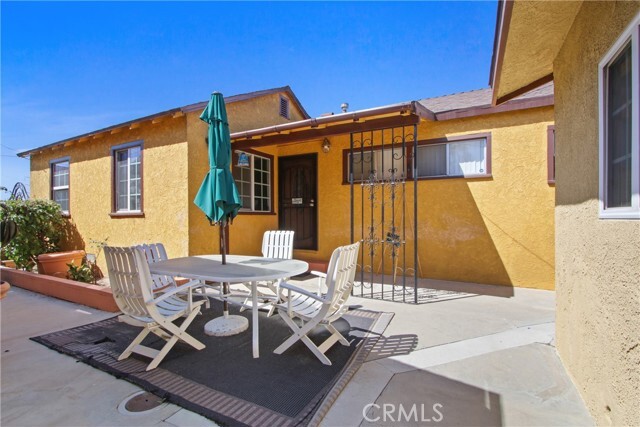 Foto del edificio - 10529 S Truro Ave