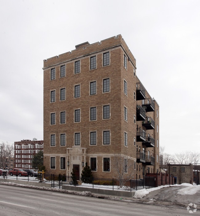 The Shelton Apartments Indianapolis, IN