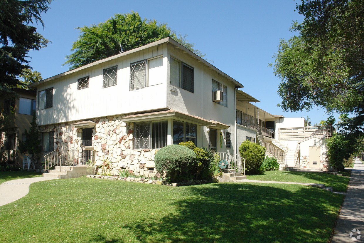 Foto principal - 665 W Doran St