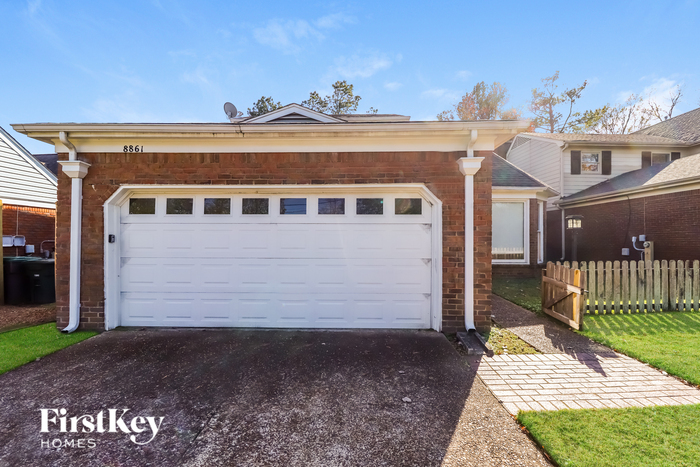 Primary Photo - 8861 Fairway Gardens Dr