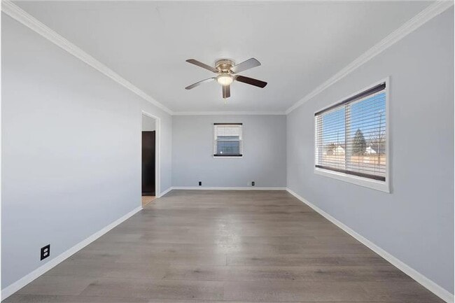 Foto del edificio - 722 W Park Ave