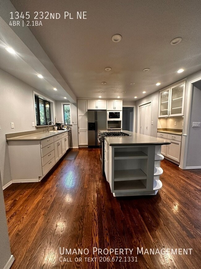 Foto del edificio - 1345 232nd Pl NE