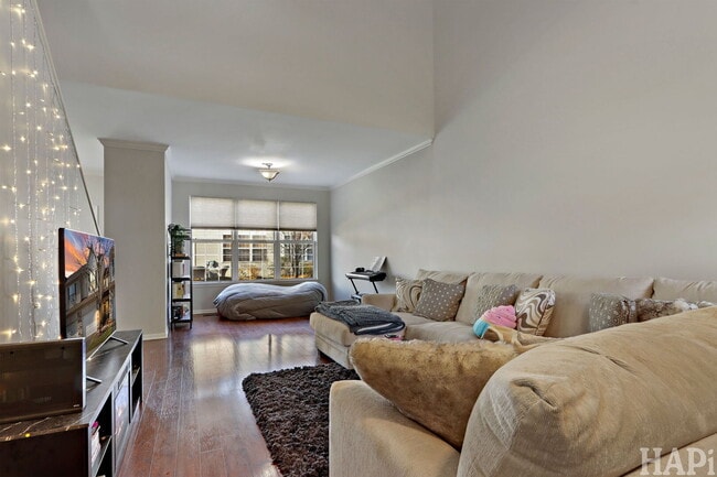 Building Photo - 750 Dillon Ct