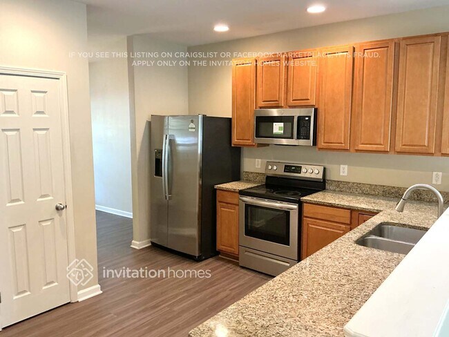 Foto del edificio - 927 Spring Meadow Dr