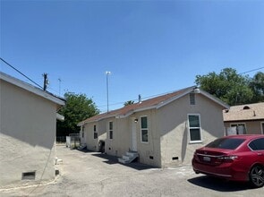 Building Photo - 126 S Giovanola Ave