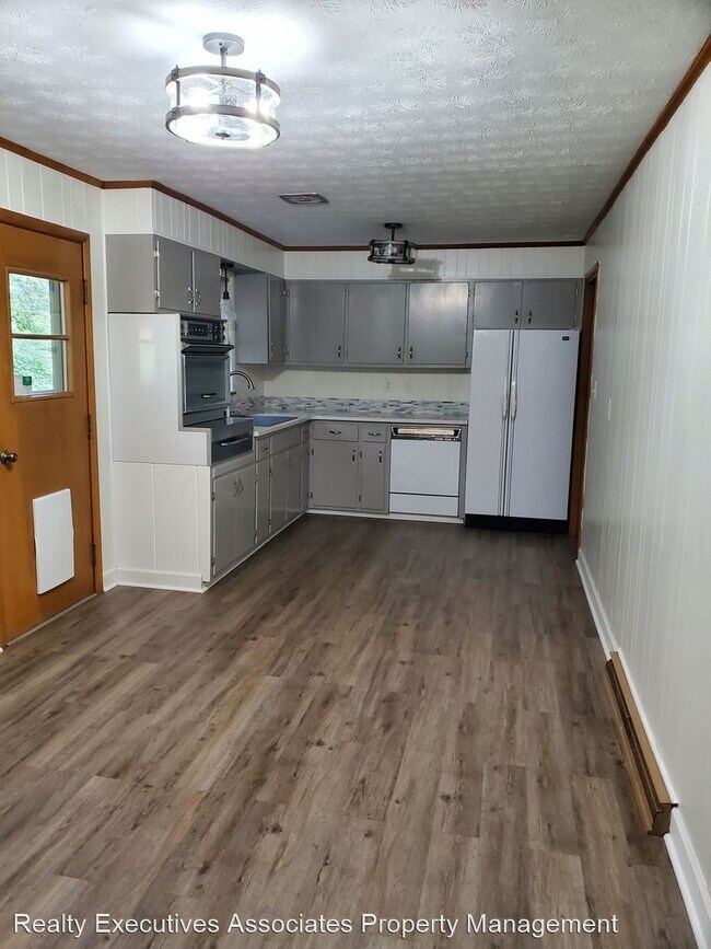Building Photo - 3 br, 2 bath House - 2702 Patrick Avenue