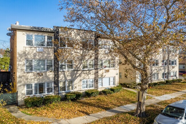 Foto del edificio - 2700-2702 W Pratt Ave