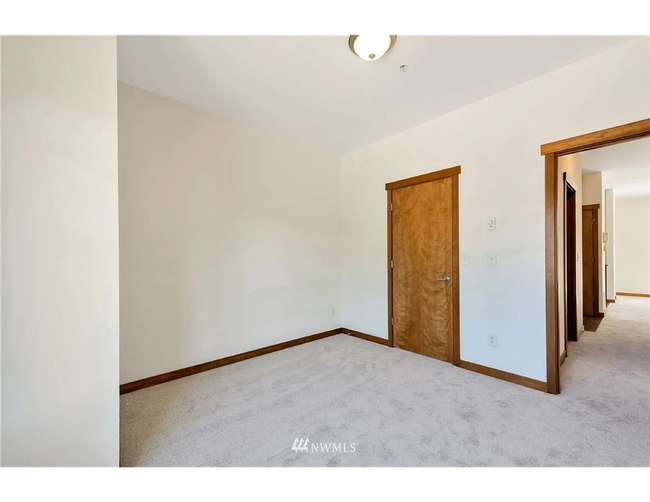 Foto del edificio - First Floor 2 Bedroom 2 Bath Condo - Quinn Ct